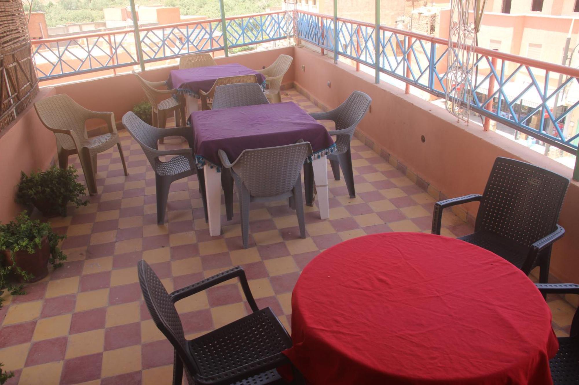 Auberge Restaurant Rooftop Tamazirt Boumalne Exterior foto