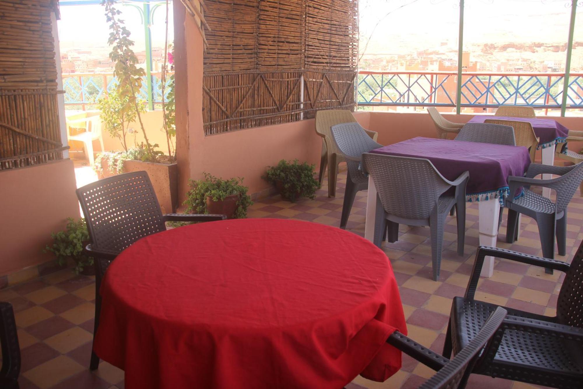Auberge Restaurant Rooftop Tamazirt Boumalne Exterior foto